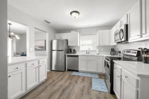 10017 86TH STREET, SEMINOLE, FL 33777 - MLS#MFRTB8503779