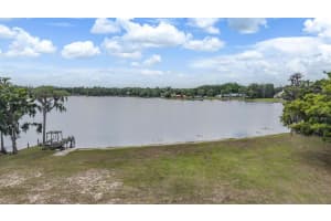 215 LAKE BRANT DRIVE, LUTZ, FL 33548 - MLS#MFRTB8503793