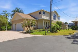 939 3RD AVENUE, CRYSTAL RIVER, FL 34429 - MLS#MFRTB8503796