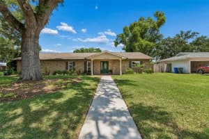 1302 Glengreen Ln, LAKELAND