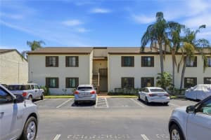 724 115 Ave N #2205, ST PETERSBURG