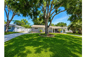 7211 12th Ave N, ST PETERSBURG