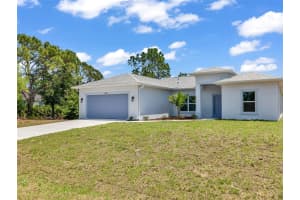 102 CHICKERING STREET, PORT CHARLOTTE, FL 33954 - MLS#MFRTB8503876