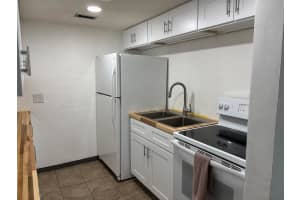 2020 WORLD PARKWAY BOULEVARD, CLEARWATER, FL 33763 - MLS#MFRTB8503899