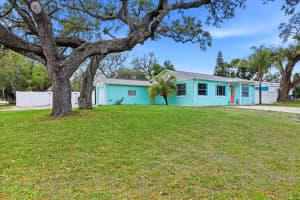 712 S Glenwood Ave, CLEARWATER