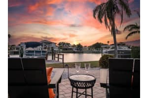 11870 6TH STREET, TREASURE ISLAND, FL 33706 - MLS#MFRTB8504005