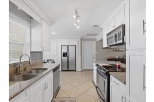 29703 69TH STREET, CLEARWATER, FL 33761 - MLS#MFRTB8504015