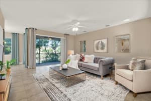 7172 Islamorada Cir Seminole, FL 33777 - Off Market