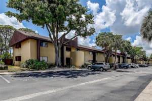 860 S Village Dr N #106, ST PETERSBURG
