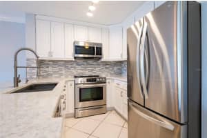 2400 FEATHER SOUND DRIVE, CLEARWATER, FL 33762 - MLS#MFRTB8504082