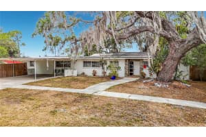 5433 Front Dr, HOLIDAY