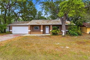 8076 Wooden Dr, SPRING HILL