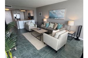 6104 PALMA DEL MAR BOULEVARD, ST PETERSBURG, FL 33715 - MLS#MFRTB8504203