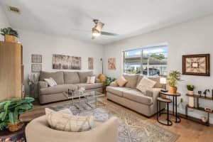 330 GLOUCESTER BOULEVARD, SUN CITY CENTER, FL 33573 - MLS#MFRTB8504241