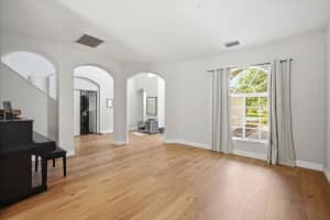 19321 SANDY SPRINGS CIRCLE, LUTZ, FL 33558 - MLS#MFRTB8504276