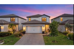 16306 Pine Mist Dr, BRADENTON