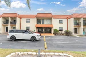 10365 PARADISE BOULEVARD, TREASURE ISLAND, FL 33706 - MLS#MFRTB8504352