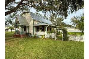 7002 Shamrock Rd S, TAMPA