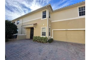 1326 EMERALD DUNES DRIVE, SUN CITY CENTER, FL 33573 - MLS#MFRTB8504383