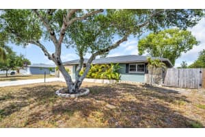 2542 WYNNEWOOD DRIVE, CLEARWATER, FL 33763 - MLS#MFRTB8504418