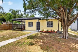 834 E Lime St, LAKELAND