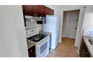 9010 DACENA VILLA PLACE, TAMPA, FL 33635 - MLS#MFRTB8504516