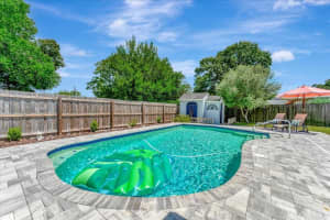 1389 CHESTERFIELD DRIVE, CLEARWATER, FL 33756 - MLS#MFRTB8504519