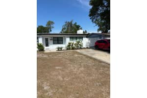 8704 RENFREW PLACE, TAMPA, FL 33604 - MLS#MFRTB8504539