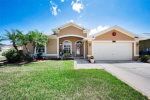 8202 WILD OAKS CIRCLE, LARGO, FL 33773 - MLS#MFRTB8504580