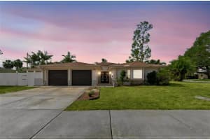 2790 Pinellas Point Dr S, ST PETERSBURG