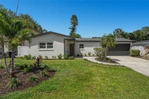 1715 Delaware Ave Ne, ST PETERSBURG