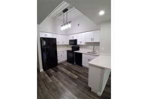 2402 AZEELE STREET, TAMPA, FL 33609 - MLS#MFRTB8504666