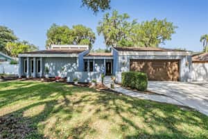 6323 Oak Sq E, LAKELAND
