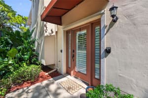 252 VALENCIA CIRCLE, ST PETERSBURG, FL 33716 - MLS#MFRTB8504708