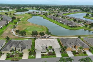 2119 SIFIELD GREENS WAY, SUN CITY CENTER, FL 33573 - MLS#MFRTB8504720
