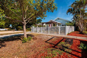 2557 16TH AVENUE, ST PETERSBURG, FL 33713 - MLS#MFRTB8504745