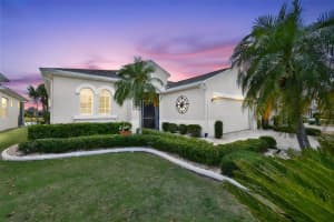 829 REGAL MANOR WAY, SUN CITY CENTER, FL 33573 - MLS#MFRTB8504771
