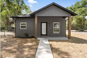 901 WARREN STREET, PLANT CITY, FL 33563 - MLS#MFRTB8504792