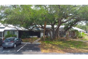 7115 PARKSIDE VILLAS DR N, ST PETERSBURG, FL 33709 - MLS#MFRTB8504801