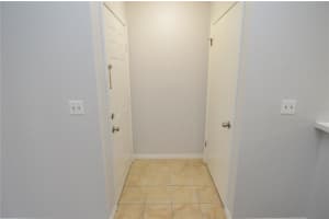 10265 GANDY BOULEVARD, ST PETERSBURG, FL 33702 - MLS#MFRTB8504809