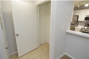 10265 GANDY BOULEVARD, ST PETERSBURG, FL 33702 - MLS#MFRTB8504809