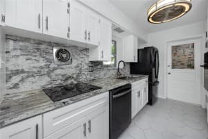 630 JASMINE WAY, ST PETERSBURG, FL 33705 - MLS#MFRTB8504812