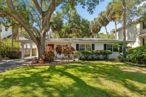 4420 W San Carlos St, TAMPA