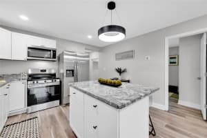 429 OAKWOOD STREET, TARPON SPRINGS, FL 34689 - MLS#MFRTB8504836
