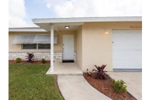 916 GILLESPIE STREET, ENGLEWOOD, FL 34223 - MLS#MFRTB8504860