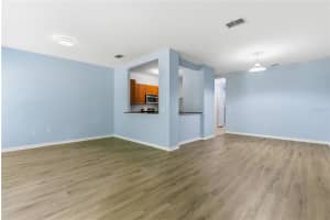 8208 DOWNPATRICK COURT, TAMPA, FL 33610 - MLS#MFRTB8504872
