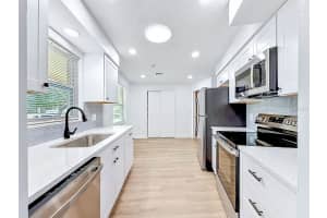 850 KAREN ST, PALM HARBOR, FL 34683 - MLS#MFRTB8504895