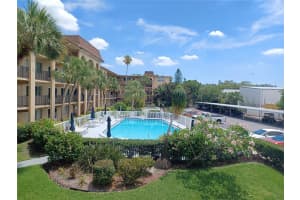 2525 BAY DRIVE, LARGO, FL 33770 - MLS#MFRTB8504926