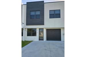 7519 GESUALDO COURT, TAMPA, FL 33614 - MLS#MFRTB8504957