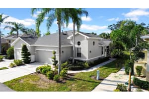 1252 LYNDHURST GREENS DRIVE, SUN CITY CENTER, FL 33573 - MLS#MFRTB8504969